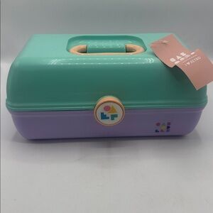 Pastel Caboodle Makeup case NWT